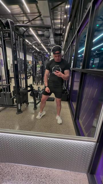 @Real.Mitch🇦🇺