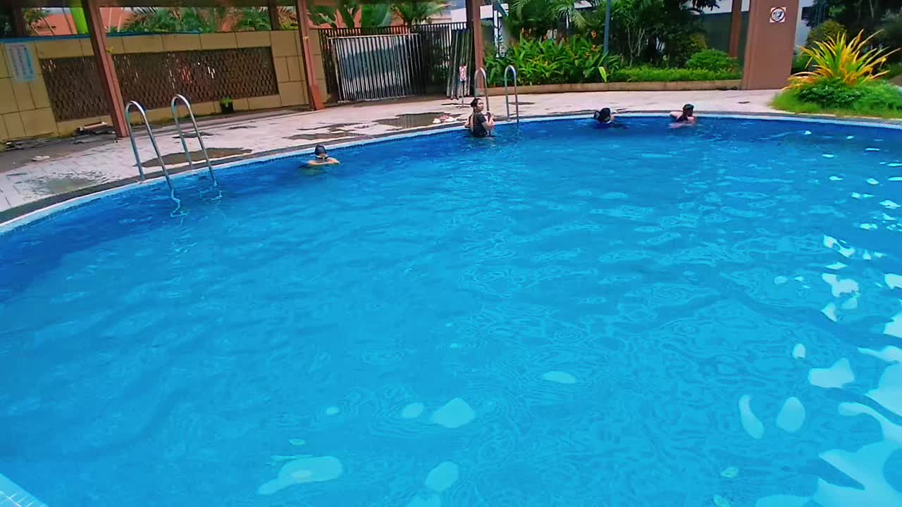 @Tr Thaephyu Aung Swim Coach