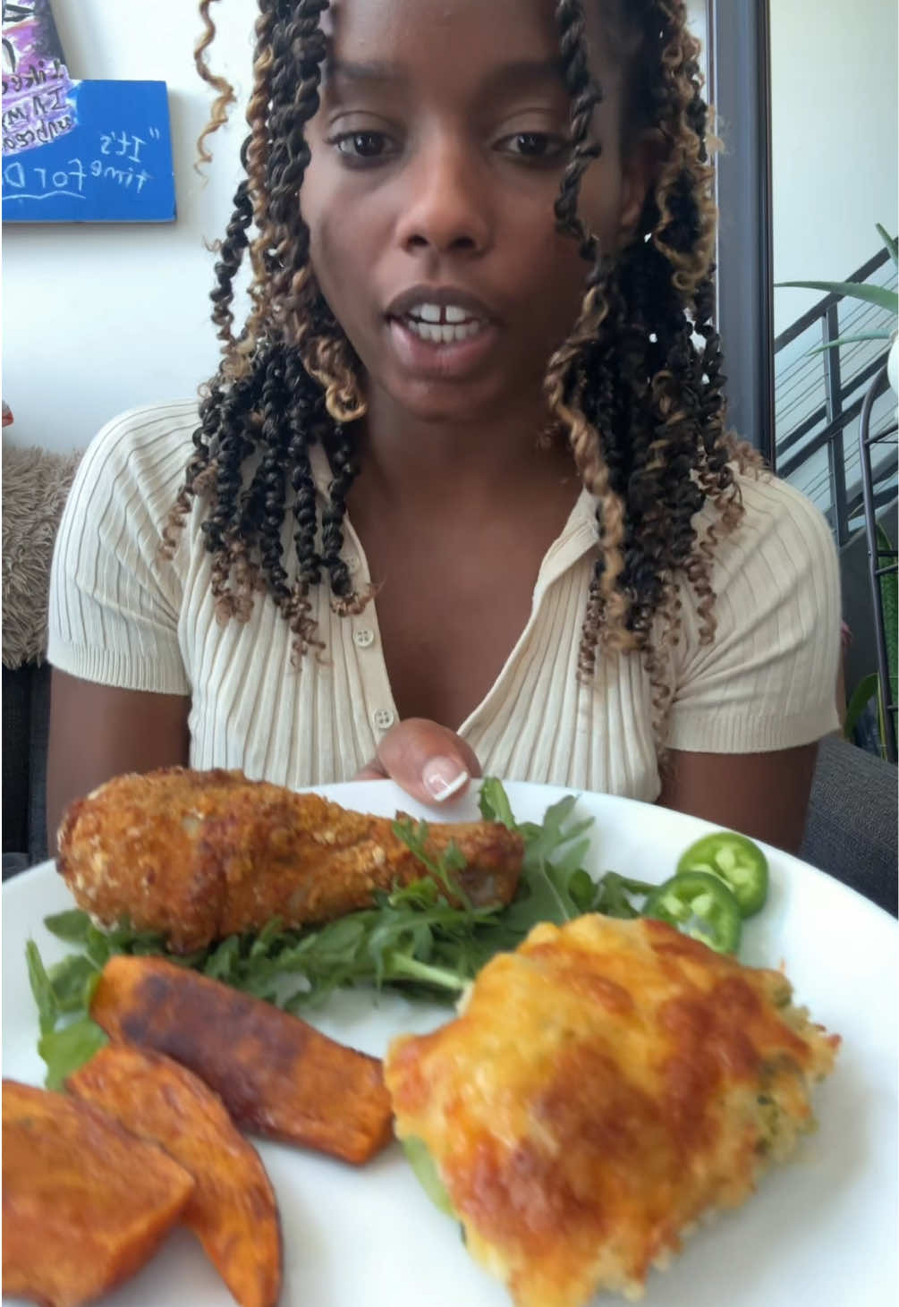 @Dakota Simone Eats