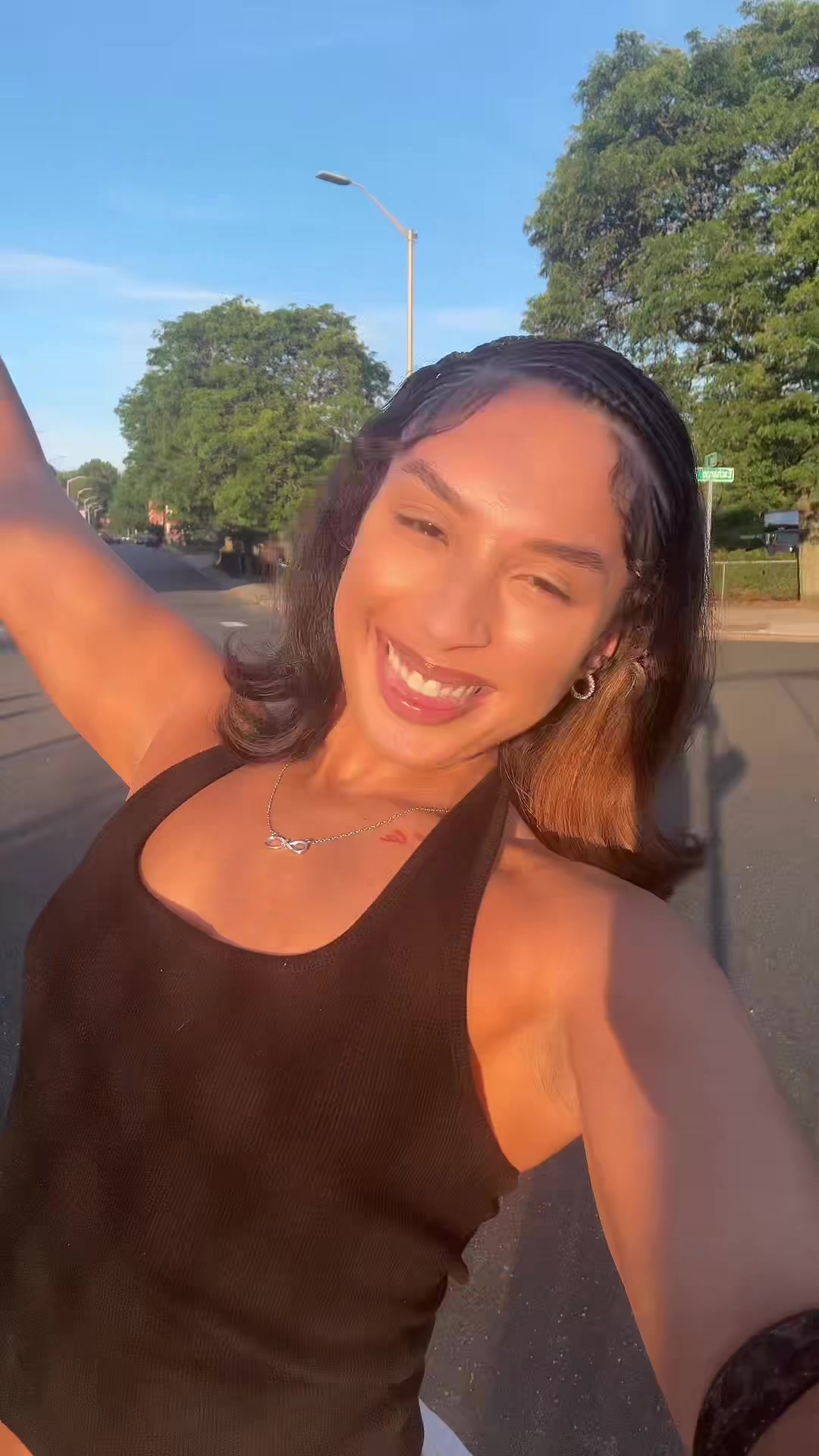 @shairenee