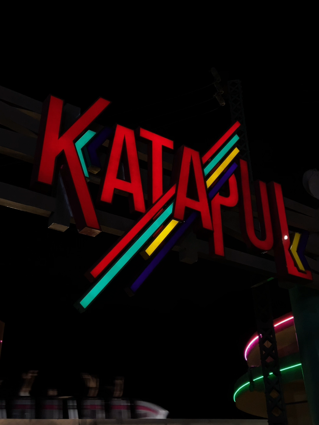 @Hopi Hari