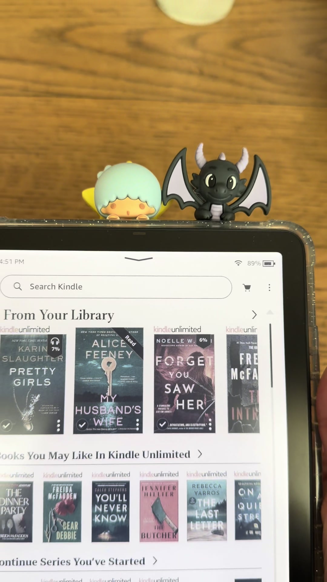 @cydneelouwho 📚 ☕️ 🦢