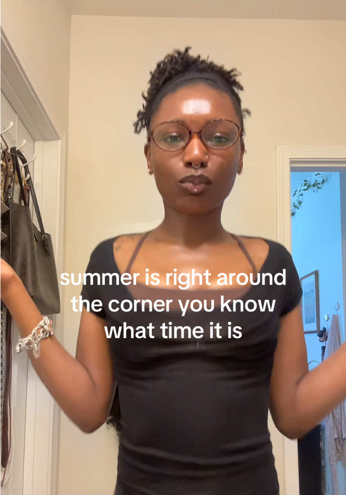 @whimsyqueen🪽