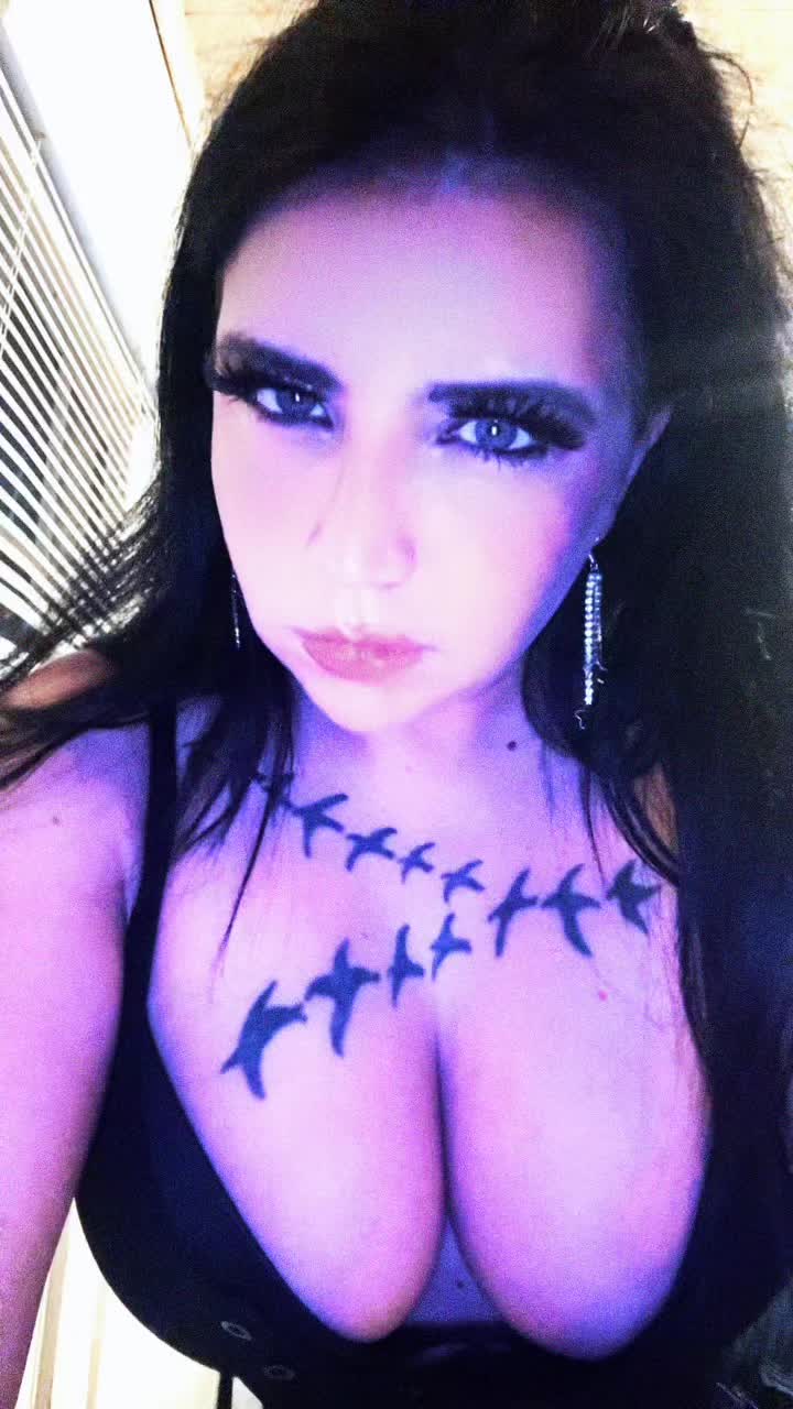 @Elderemo