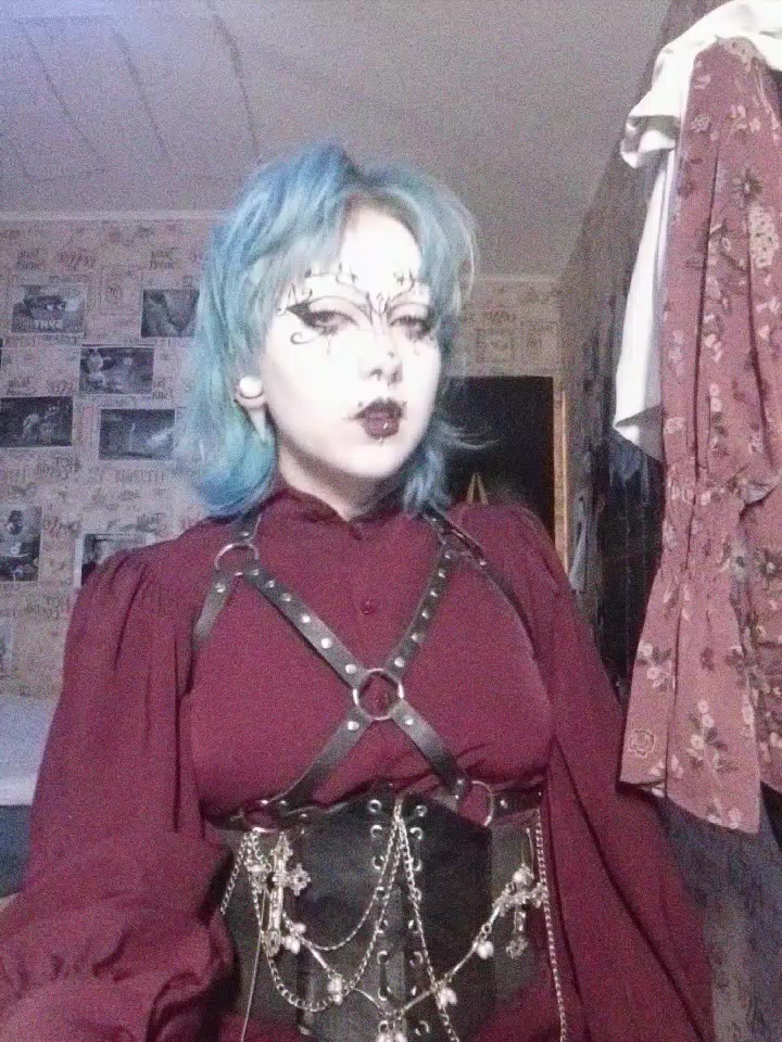 @𝐛𝐚𝐭🕸