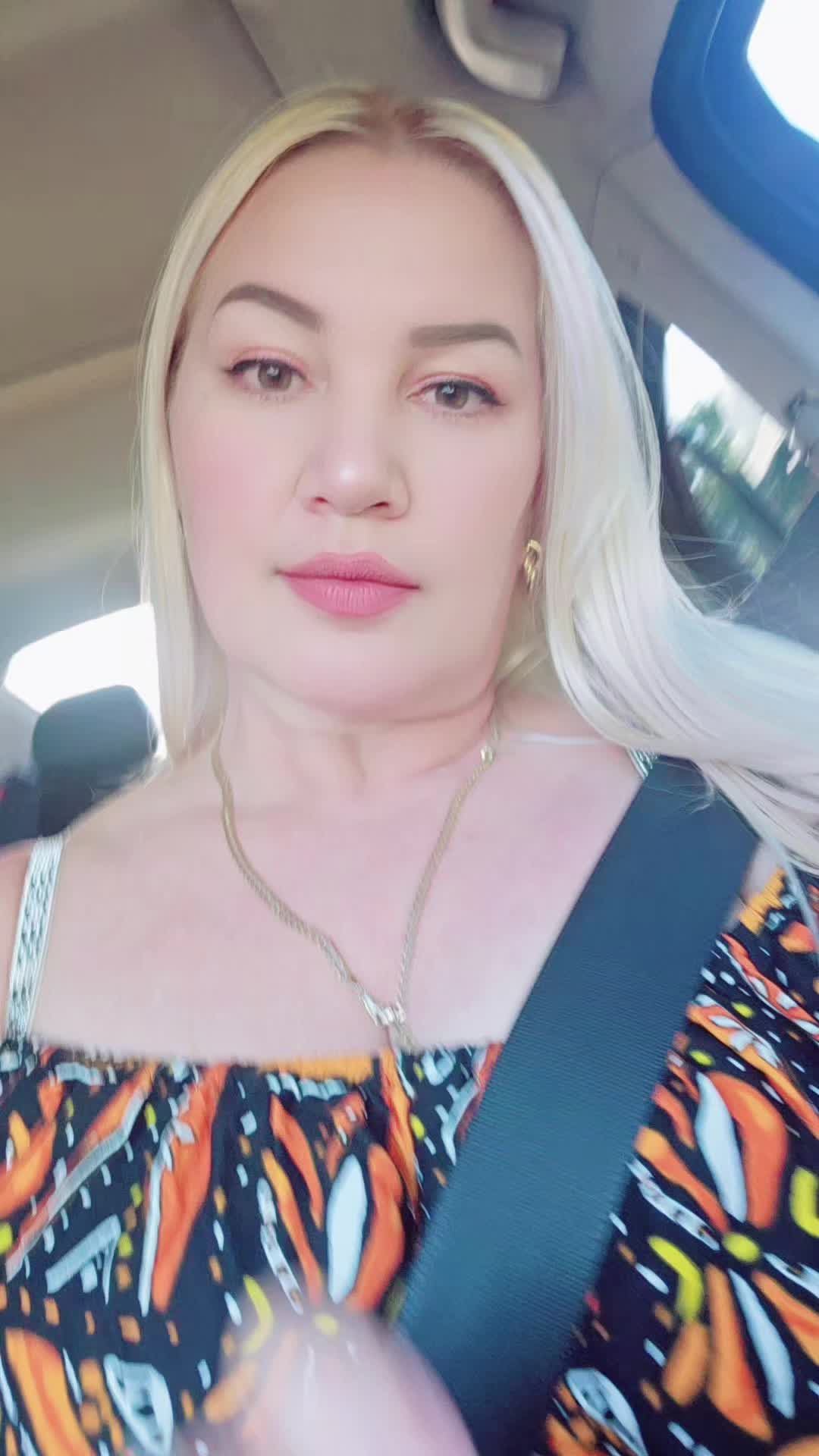 @cari...