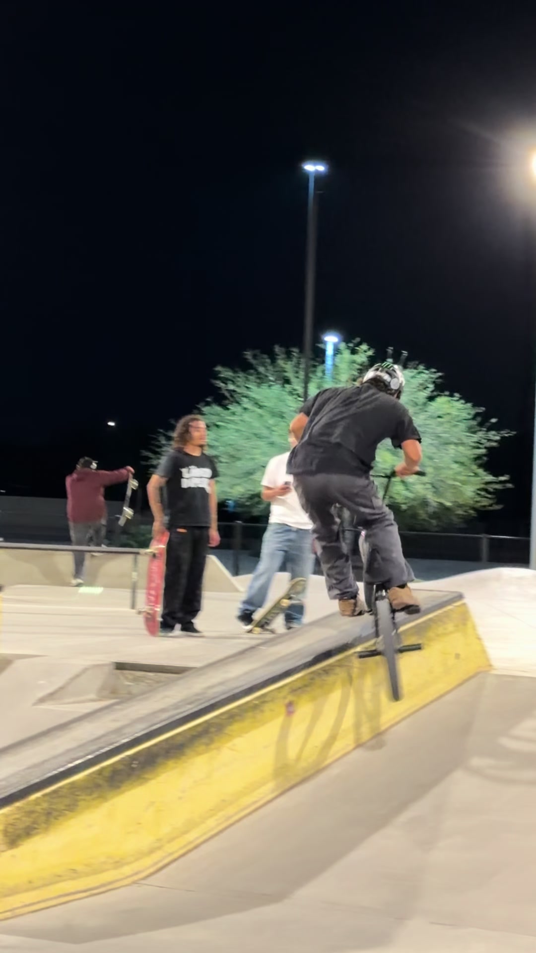 @_bmx_q