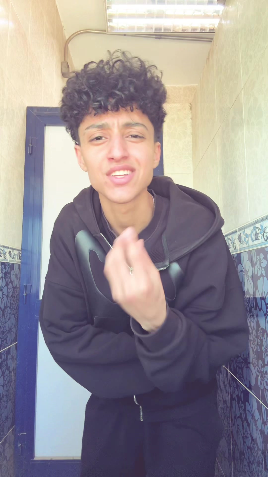 @𝟗𝟗