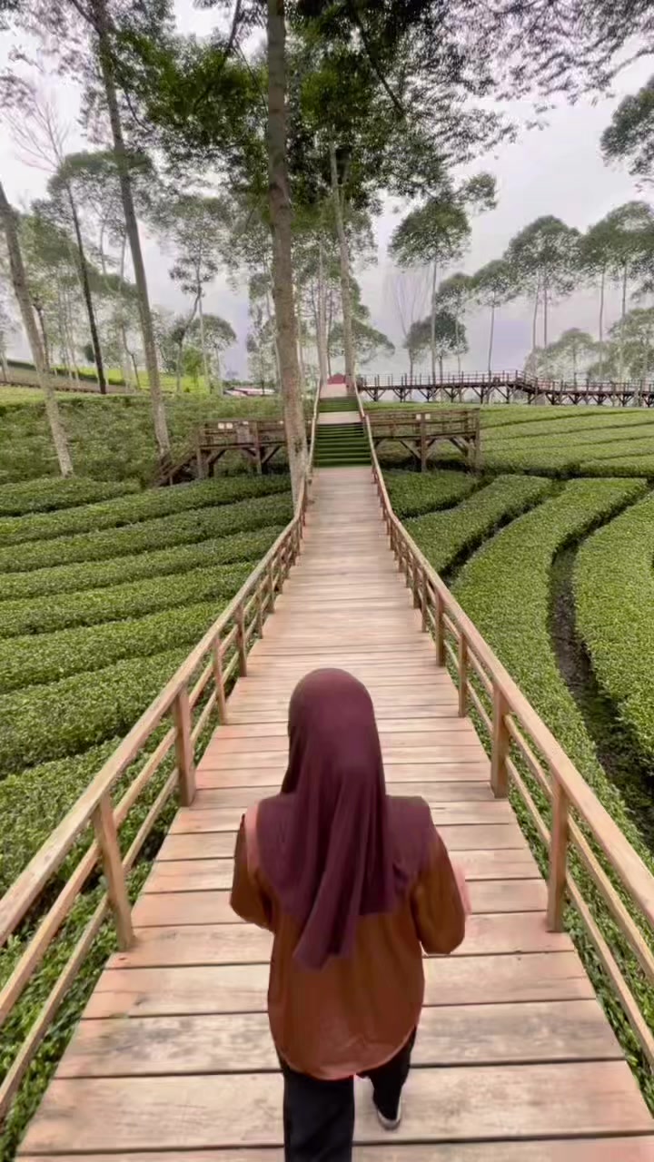 @salmaatcha.