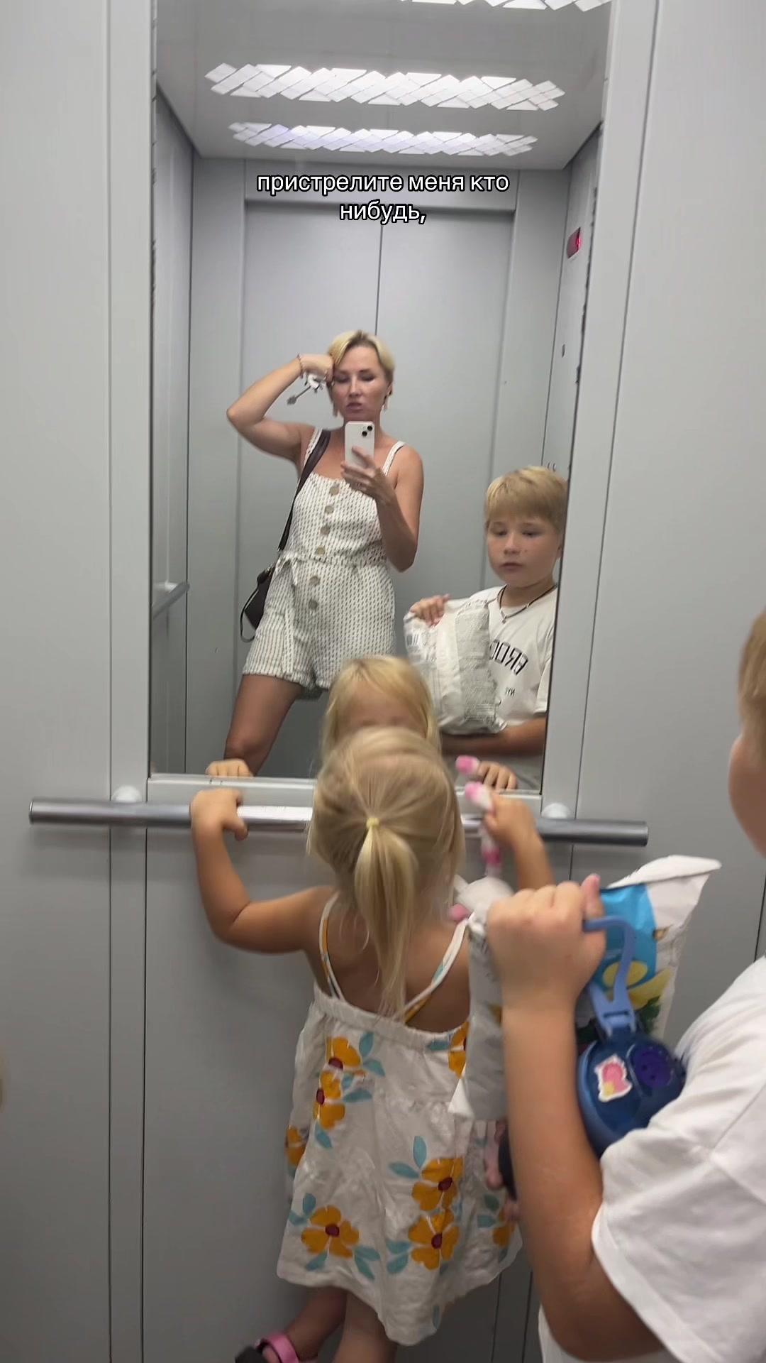 @jhiva_vik