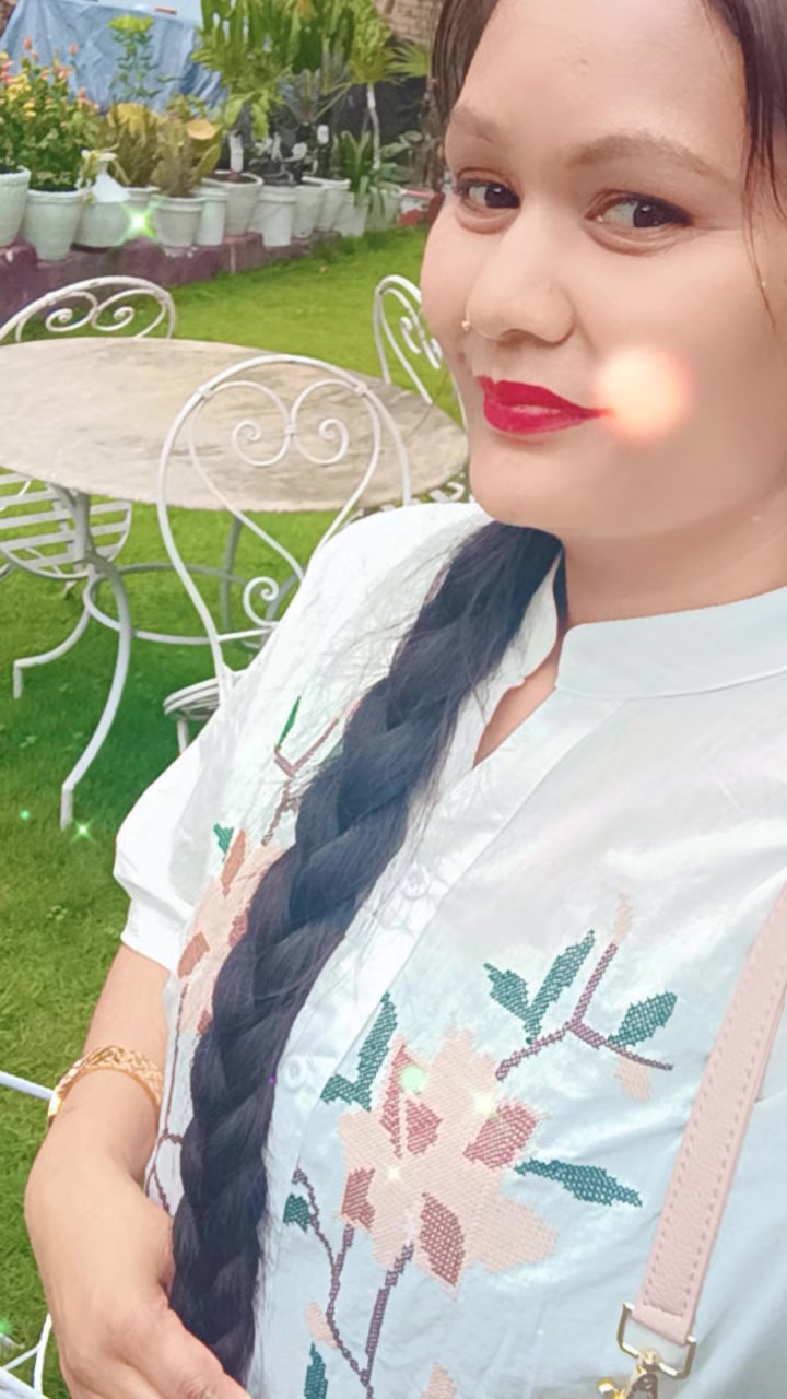@म त यस्तै हो 🙈🙈