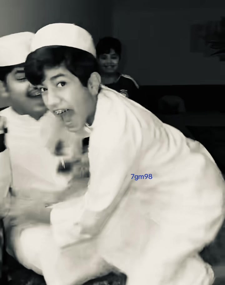 @لــونــا .