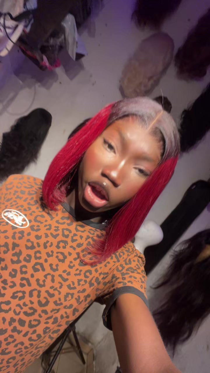 @clockitella