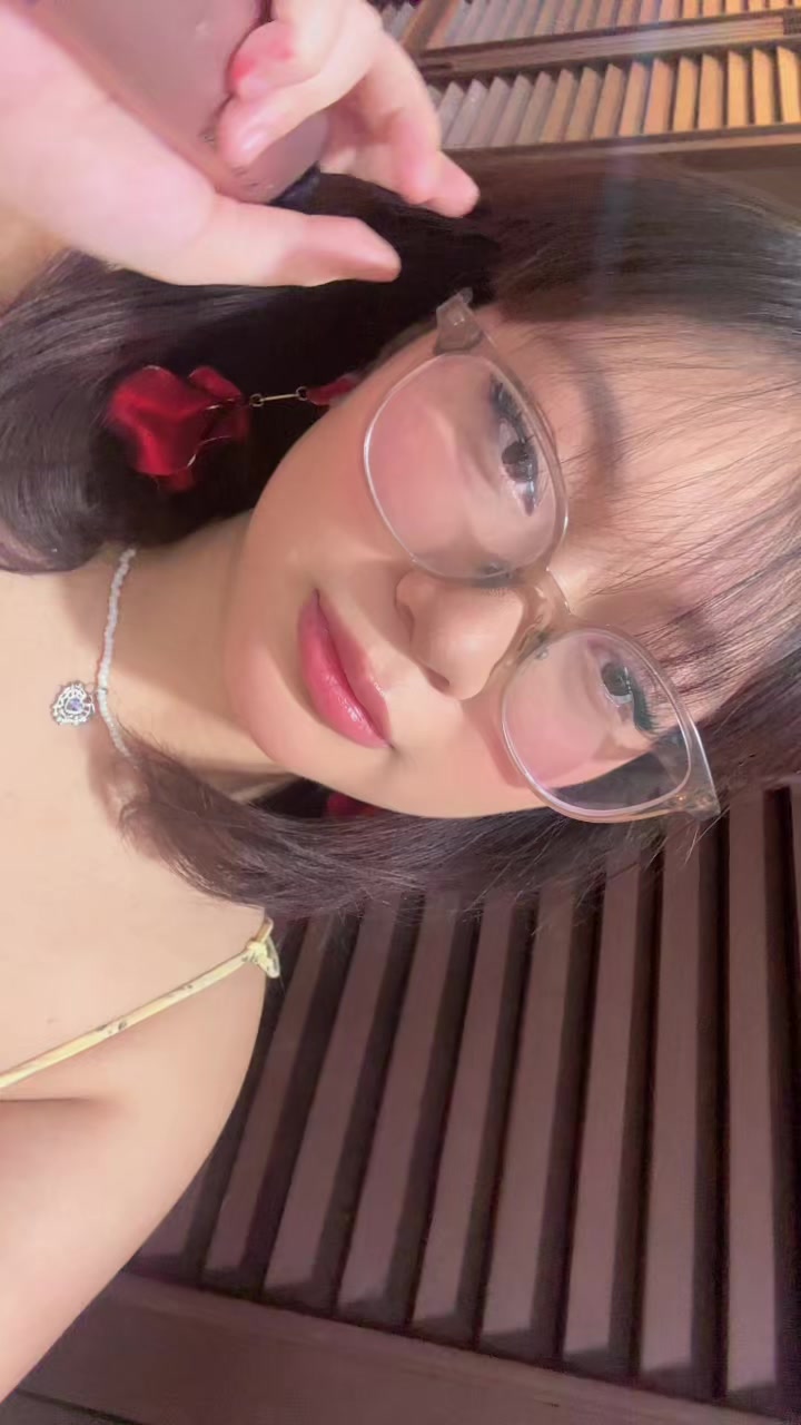 @Yuna | @dvmyuna on ig
