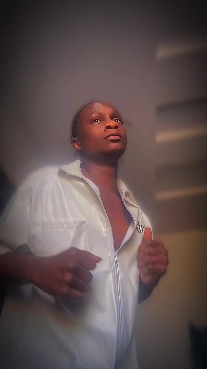 @Livingthing😶&zwj;🌫️🧖&zwj;♂️🧖&zwj;♂️