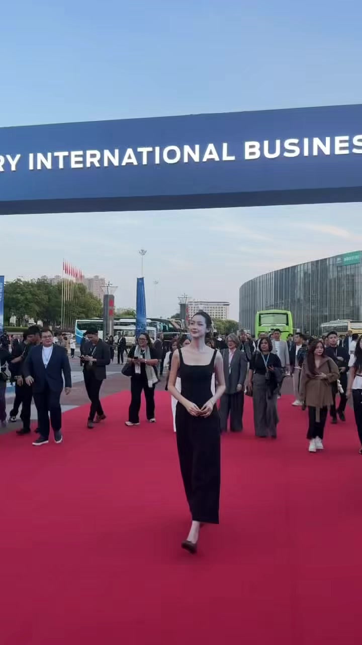 @L&ecirc; Nguyễn Bảo Ngọc