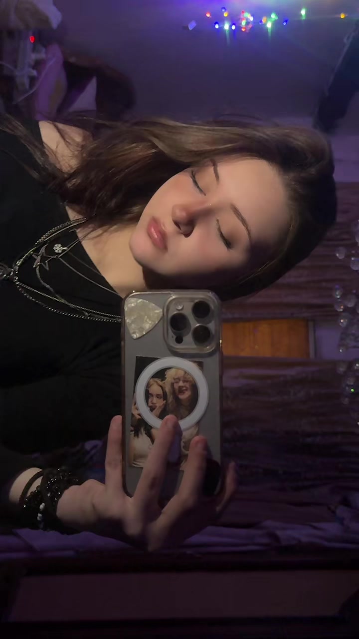 @𝐌𝐚𝐫𝐨:☆