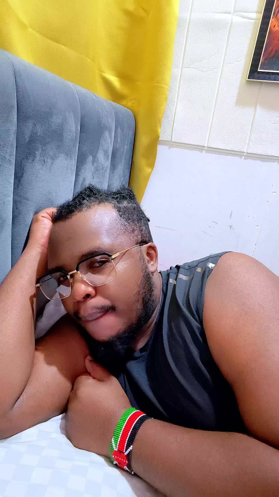 @Sam~254🇰🇪🇰🇼