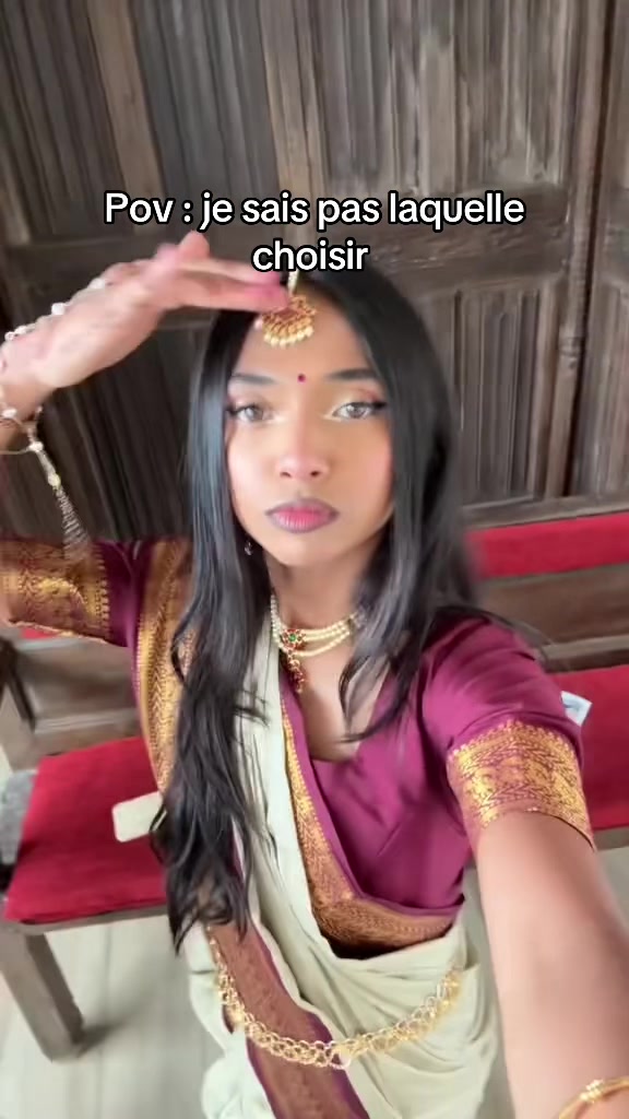 @varalarouge