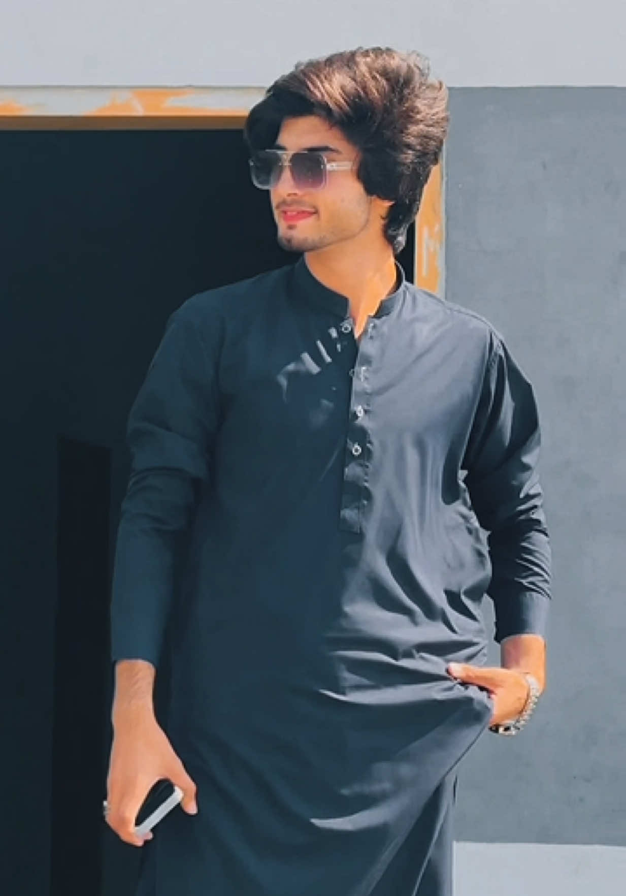 @Shahid_loyal2