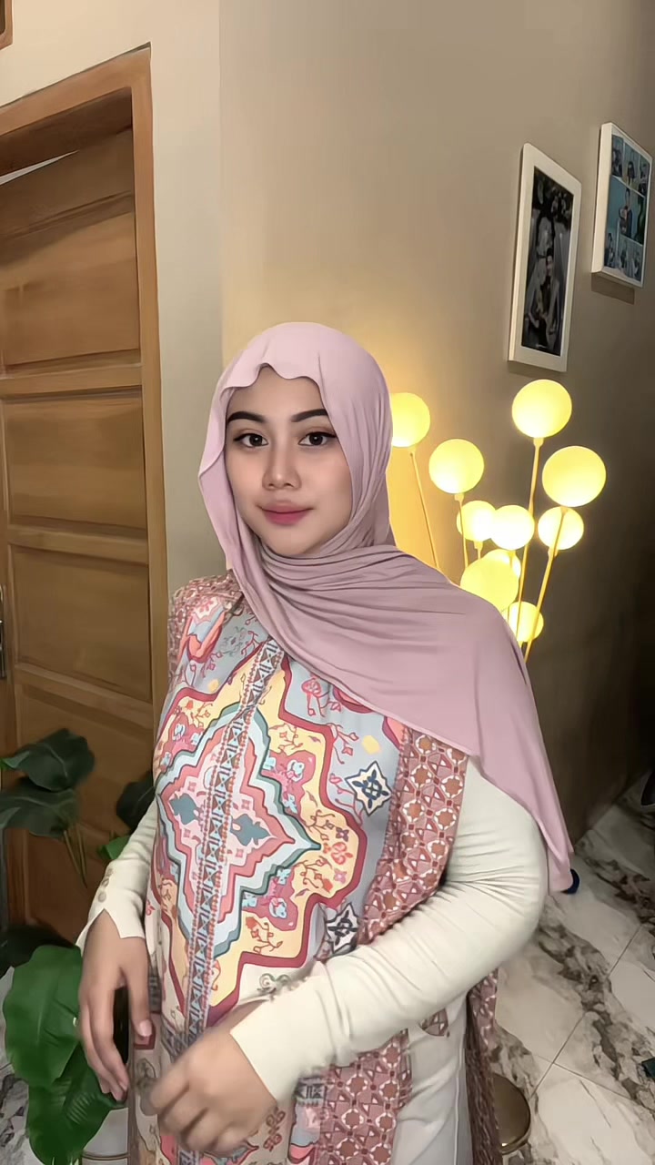 @anissyaninis