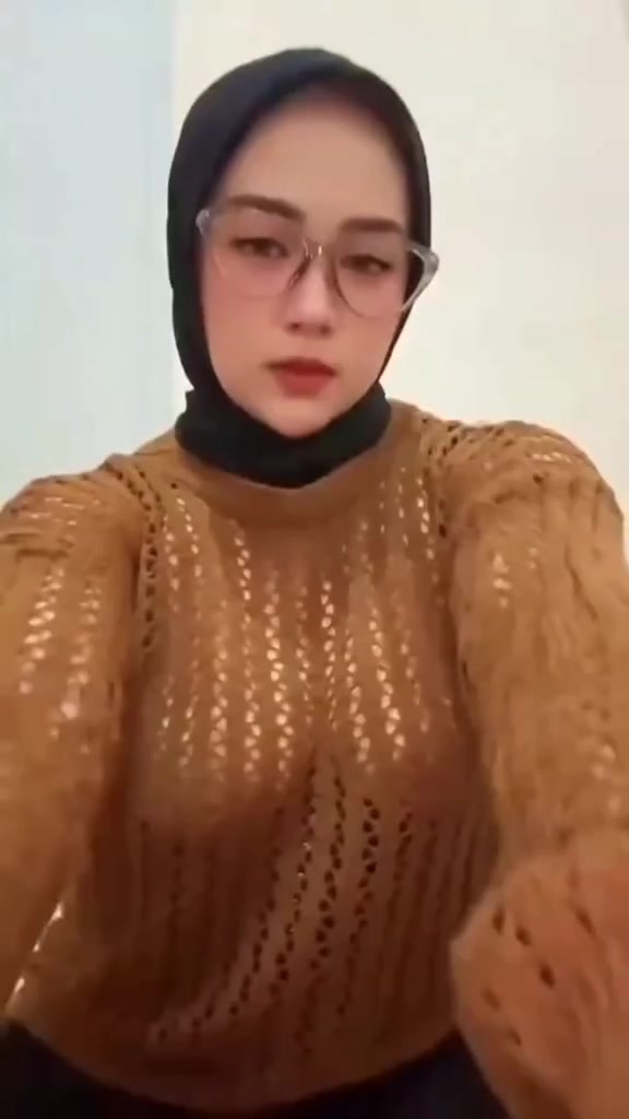 @RandomVideo