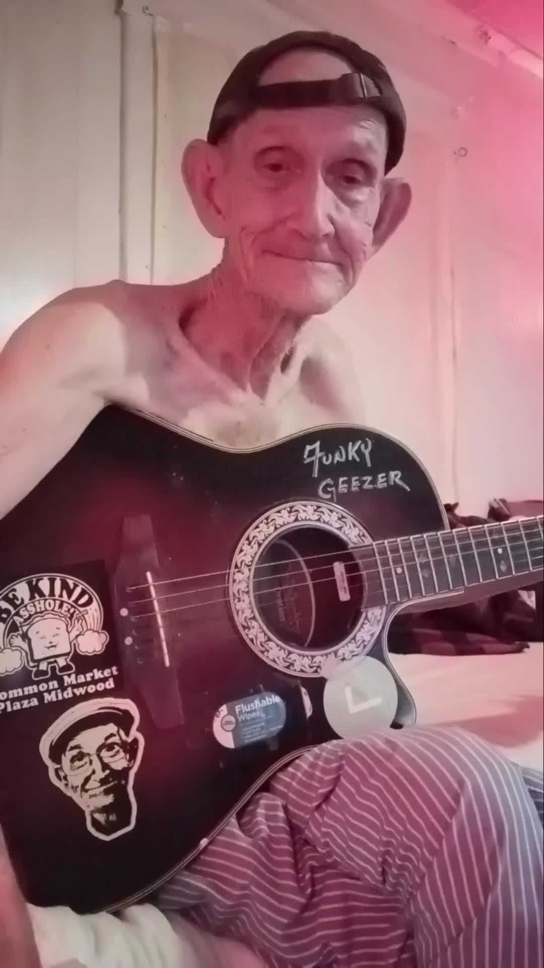 @FunkyGeezerShow