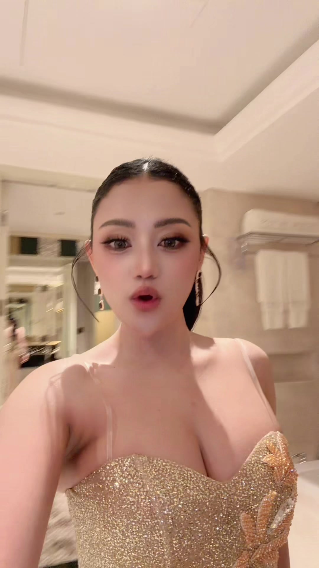 @LL