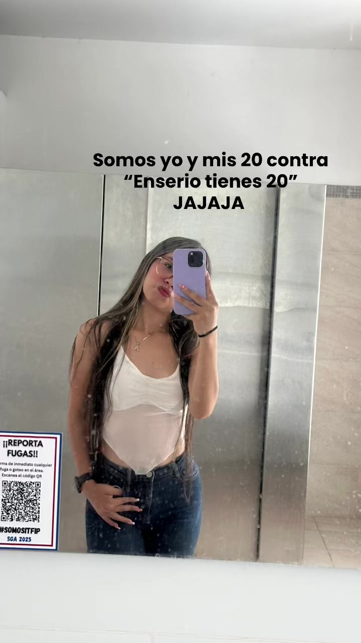 @🦦