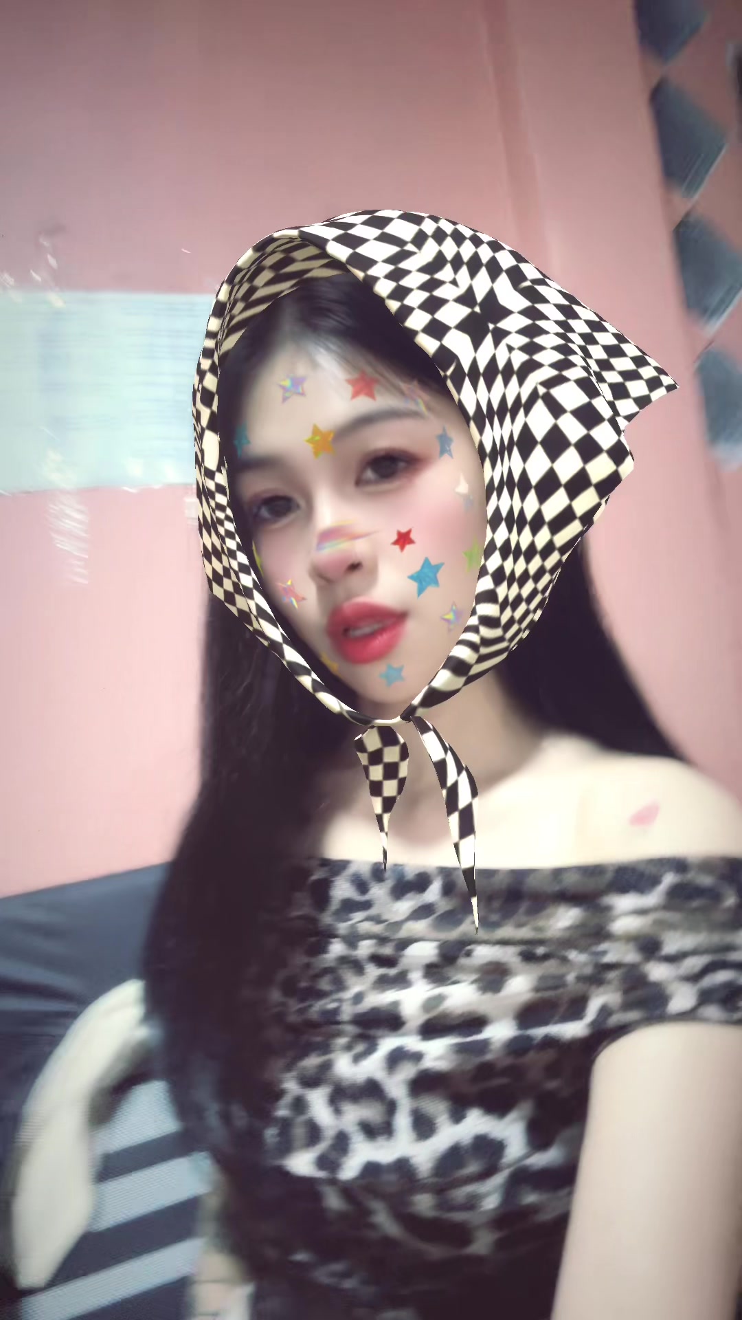 @J✨