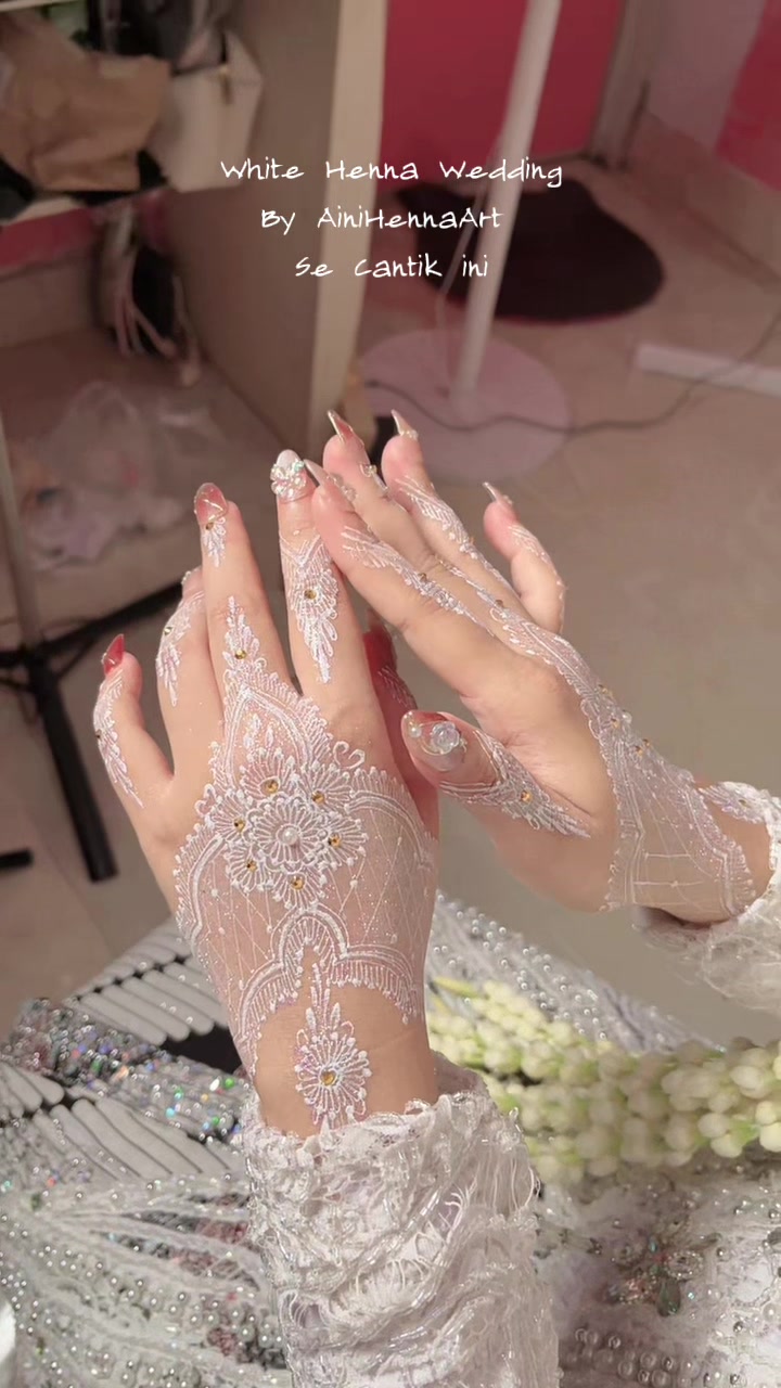 @Aini Henna