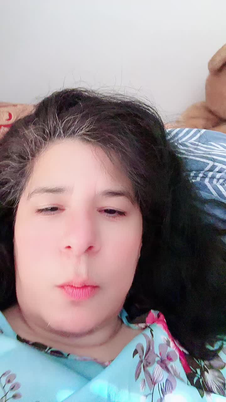 @Bella