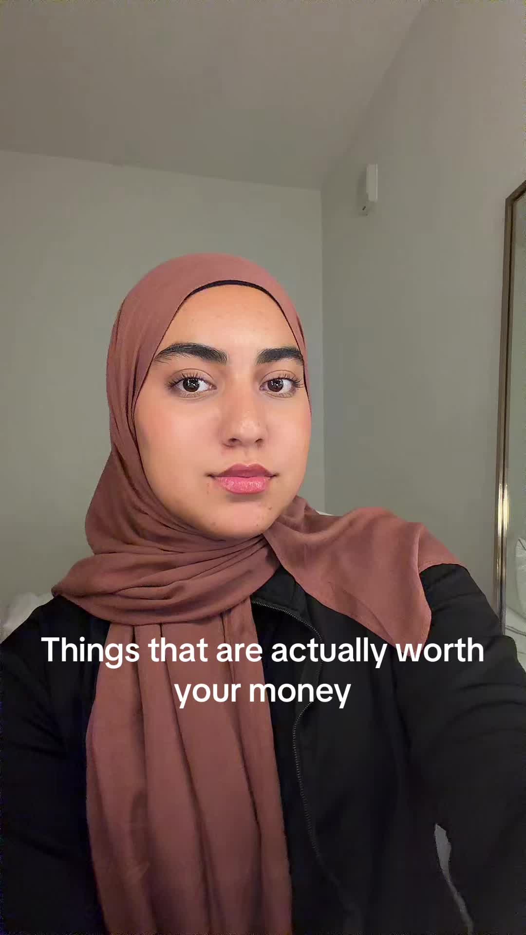 @AmiraInVogue