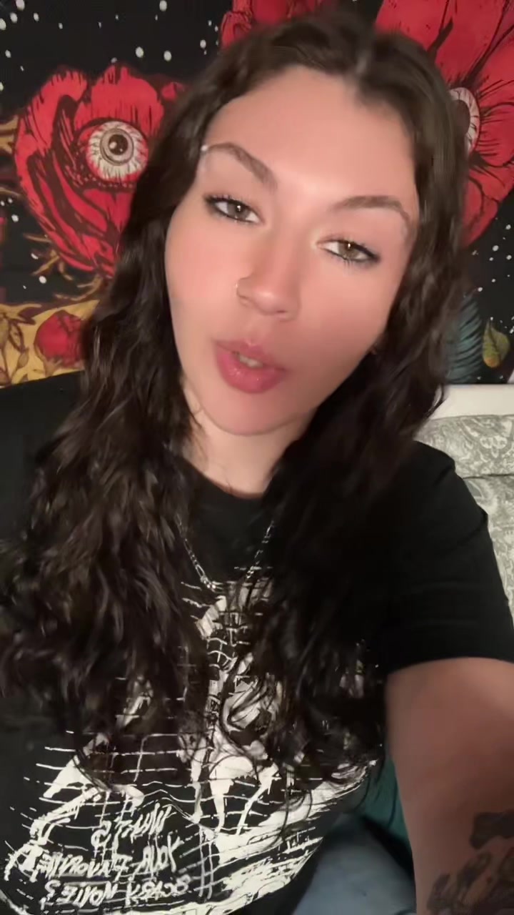 @Jaiden🖤