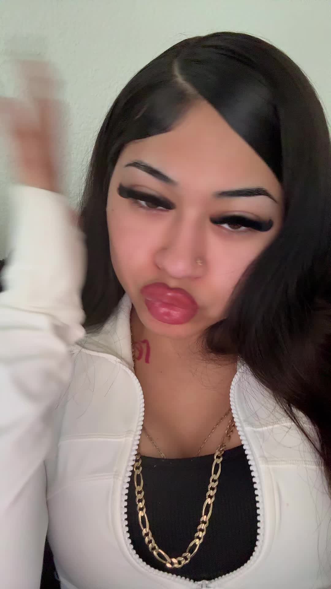 @Babyd2fine