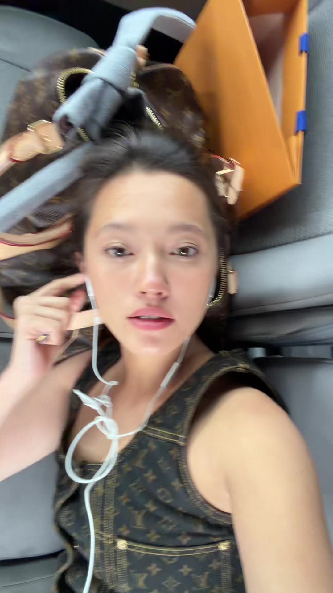 @Lily Chee