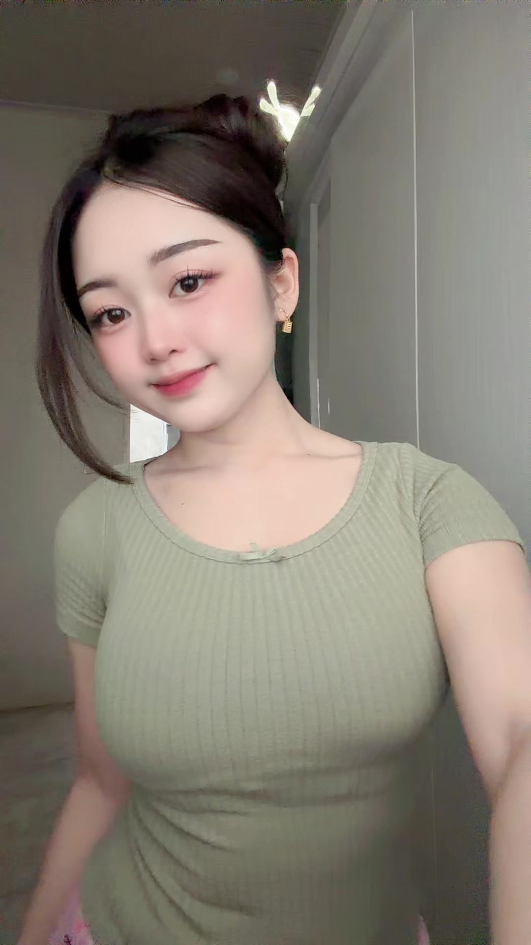 @_vyor