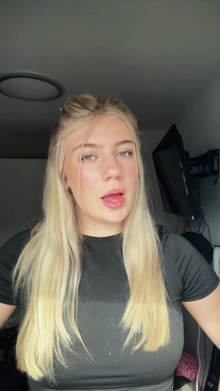 @Greta 🌸