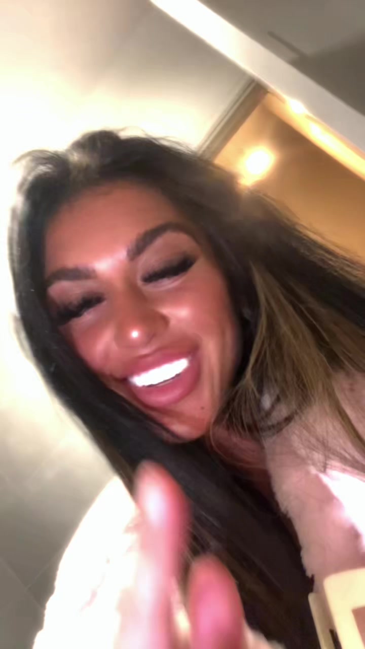 @courtneyreanne