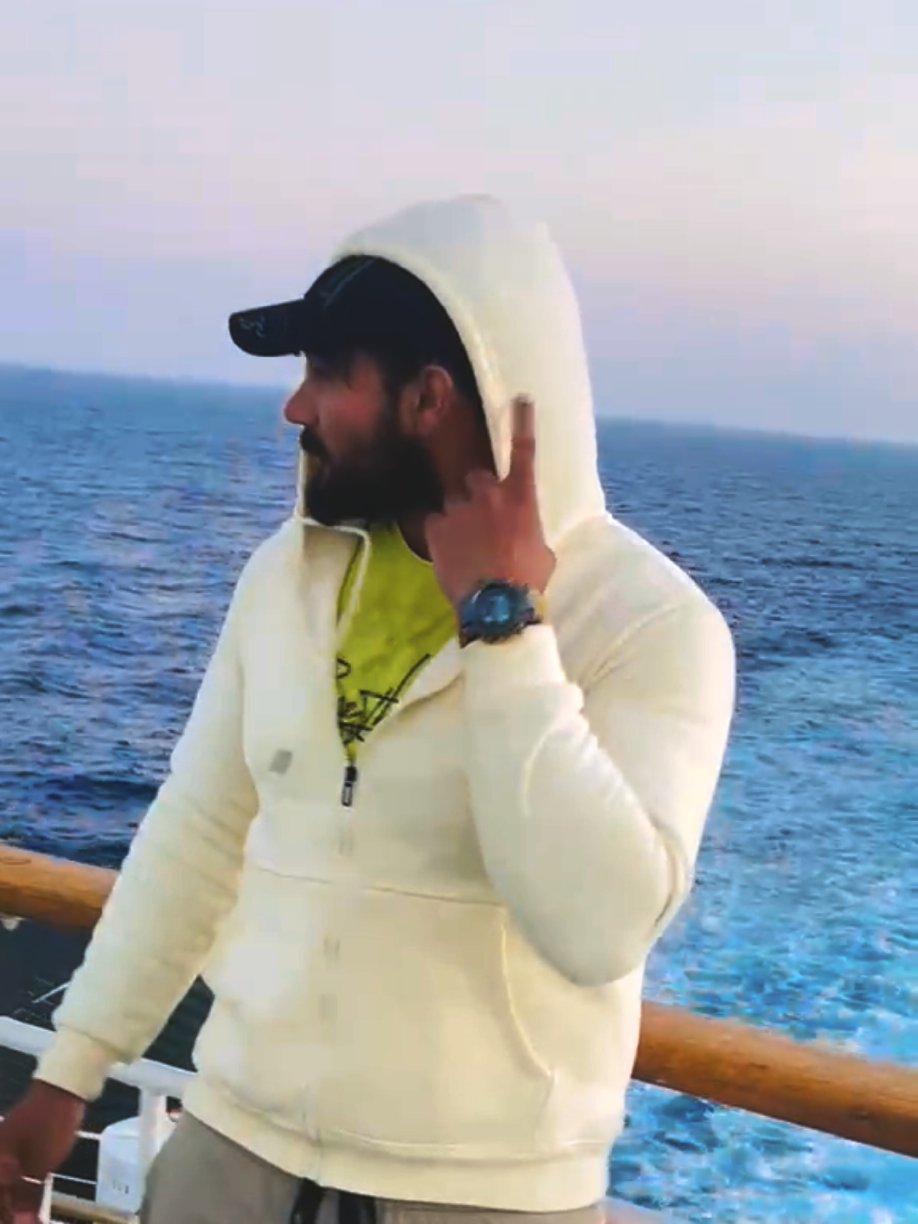 @Abid badshah🇬🇷🇪🇺🦅😎