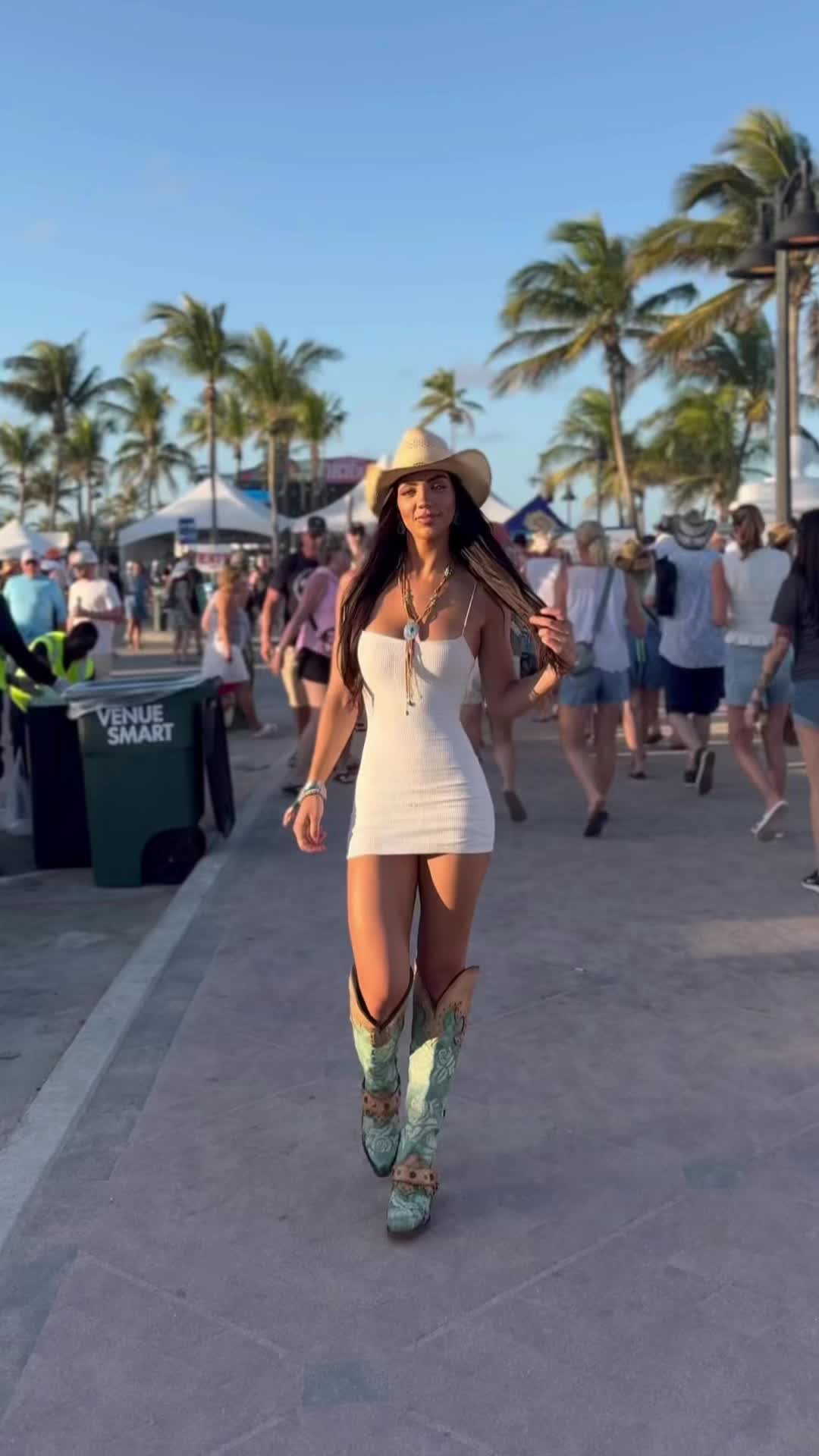 @essence hoffman