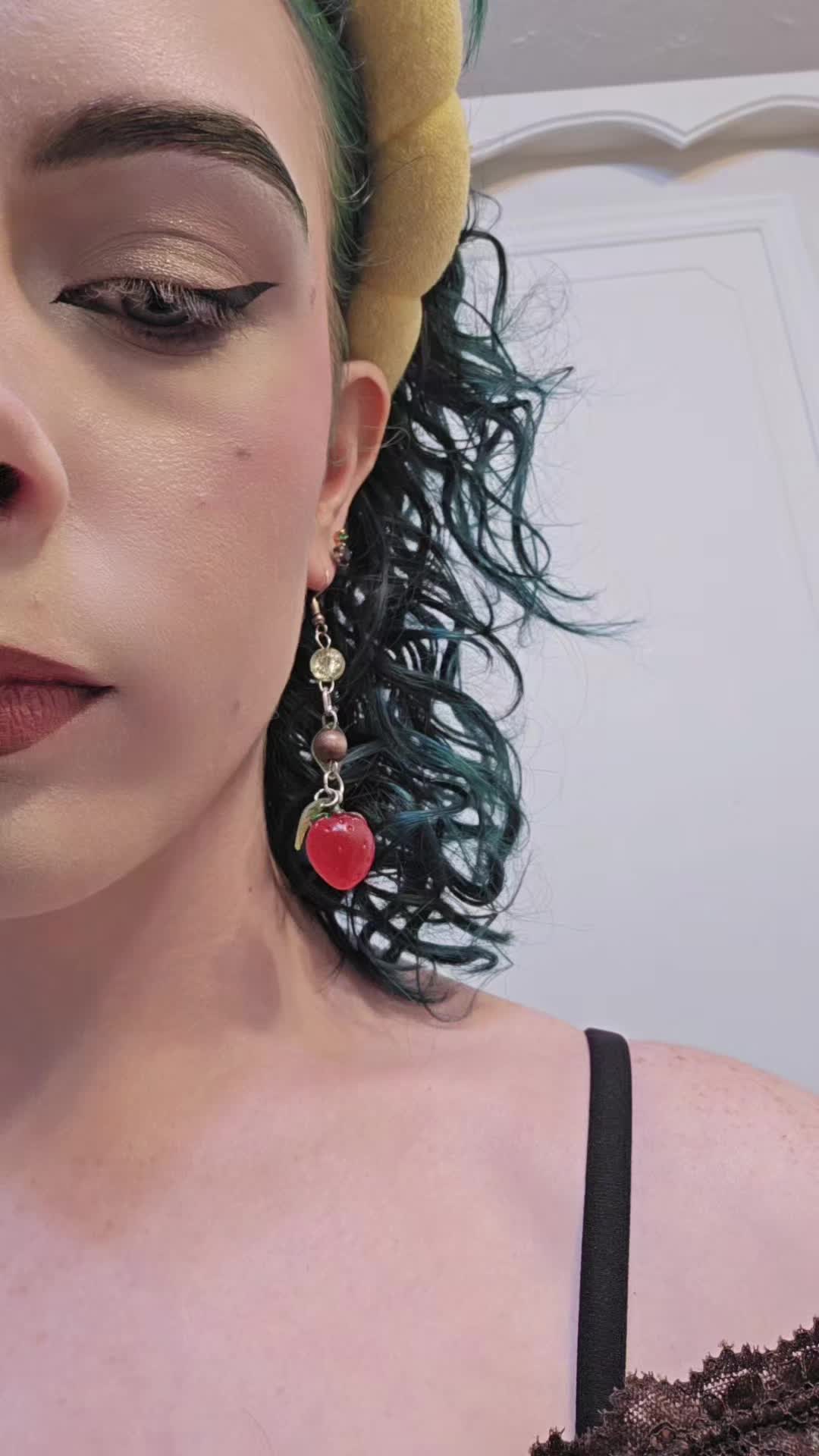 @Peroxide princess 🎱🫧🎶