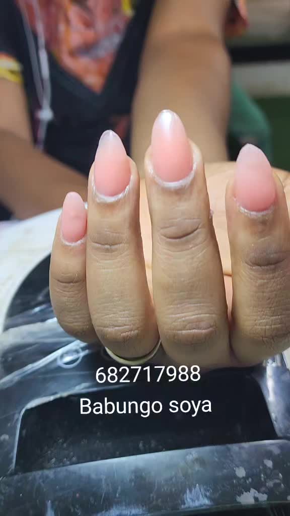 @Lashes and nails in Limbe