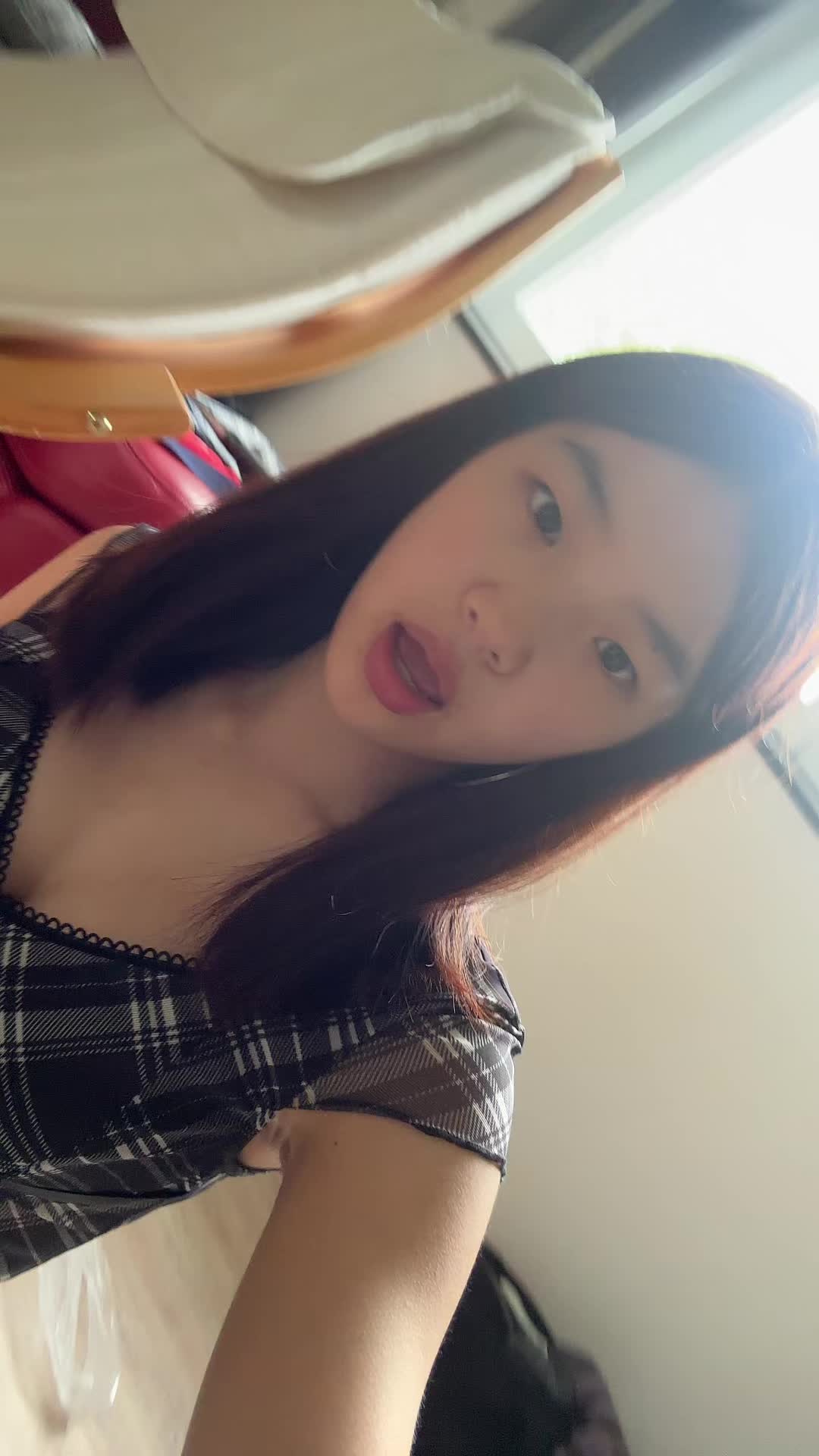 @Julliz