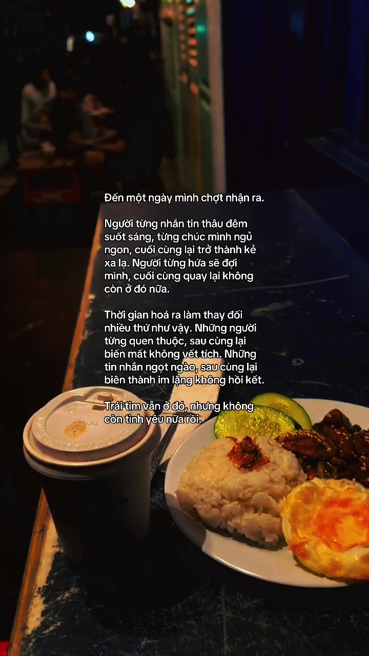 @Mèo Trắng 😾