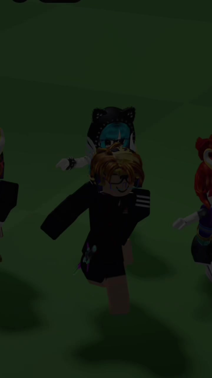 @(❁&acute;◡`❁)