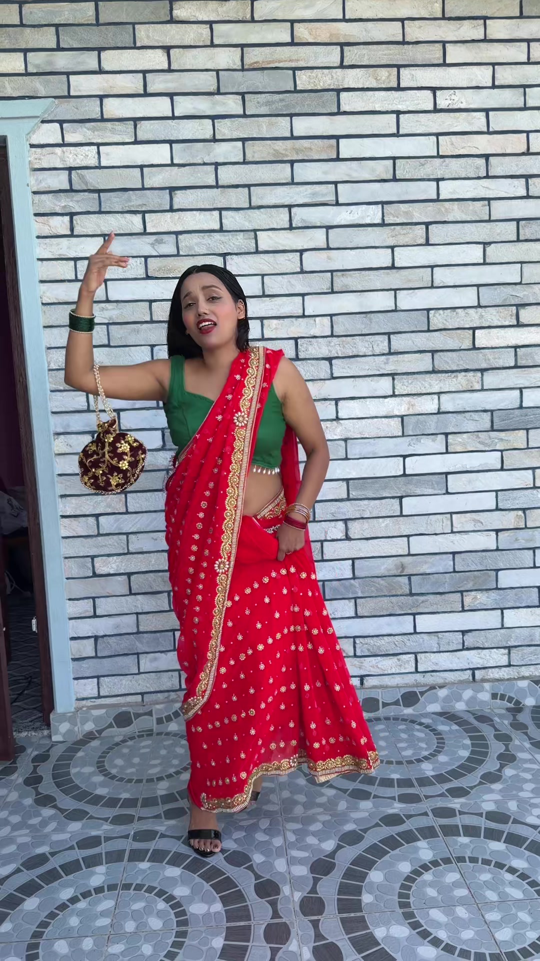 @💫✨Aarohiadhikari✨💫