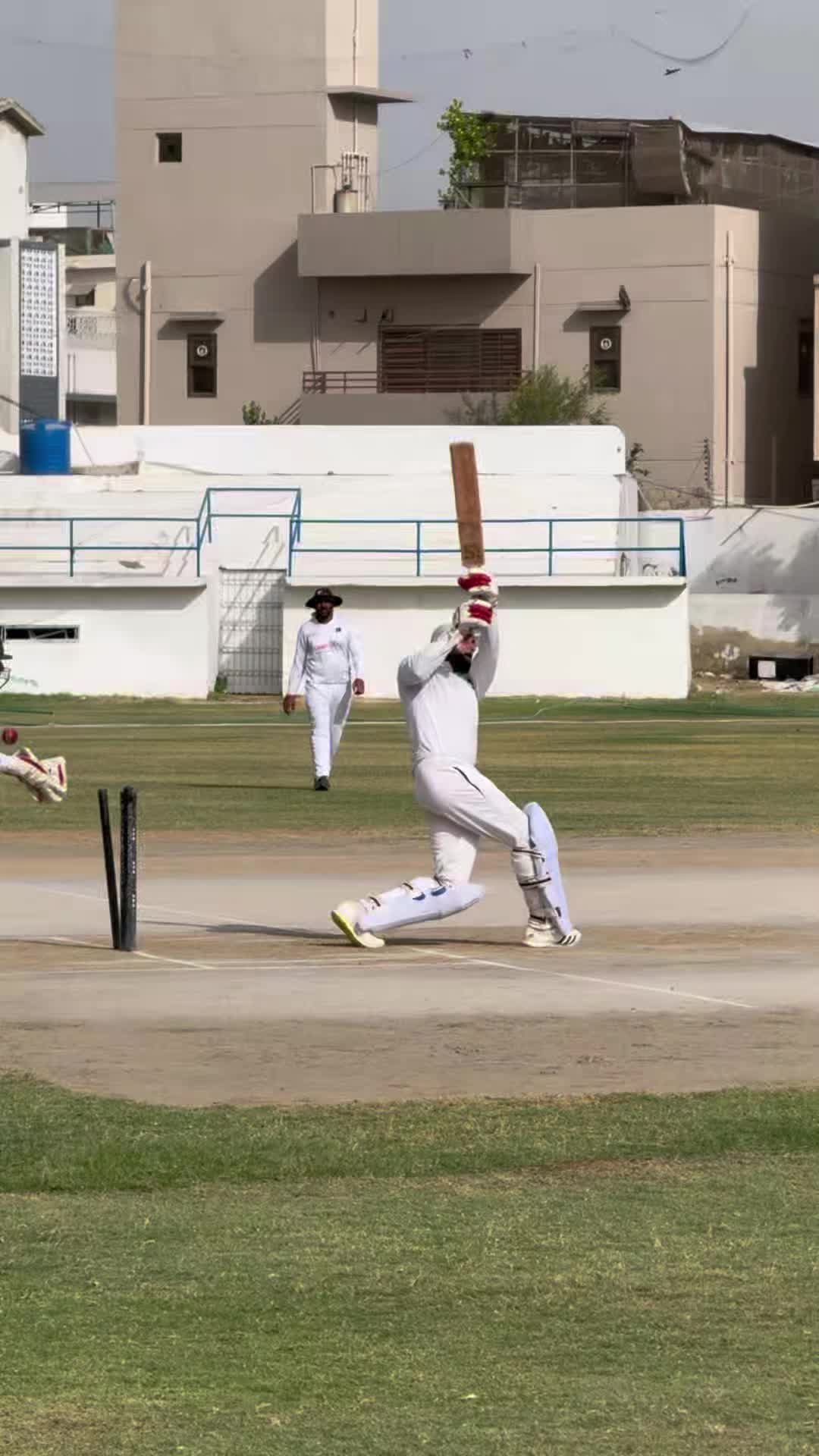 @Escribir Cricket Club