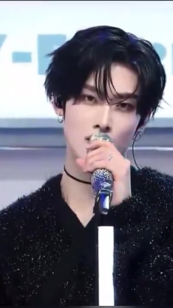 @๐ก๐ฒ๐ฌ ๐ผ crumbs