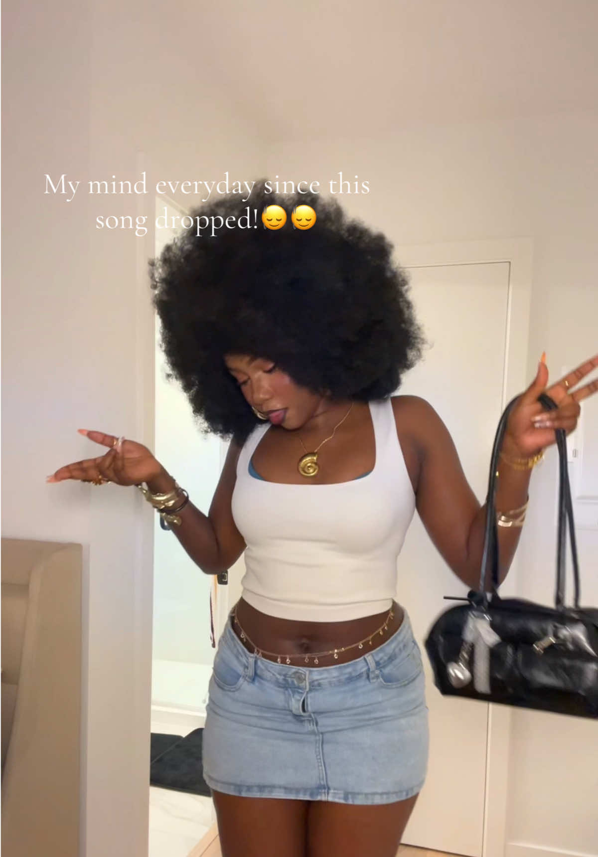 @Miss_Beverly💕